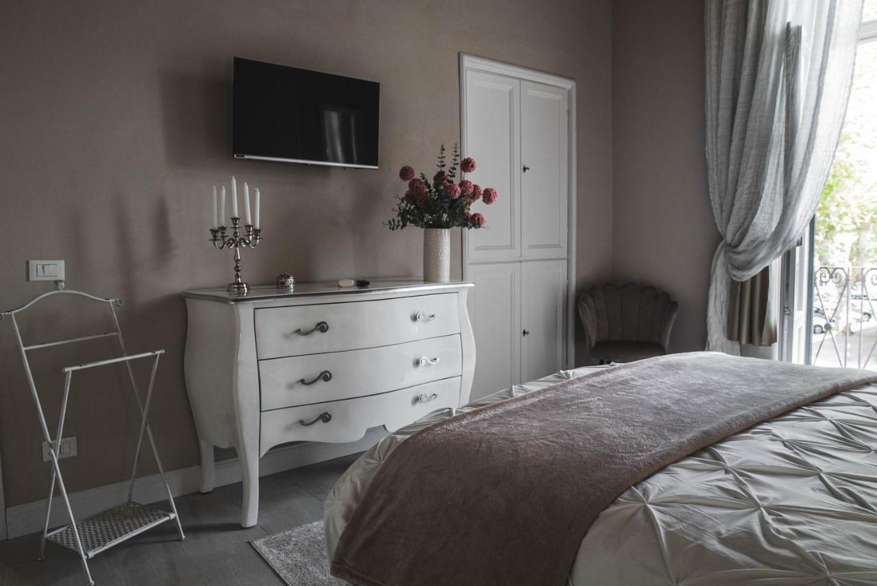 Belvedere Luxury Apartment, View On The Lucca Walls Exterior foto